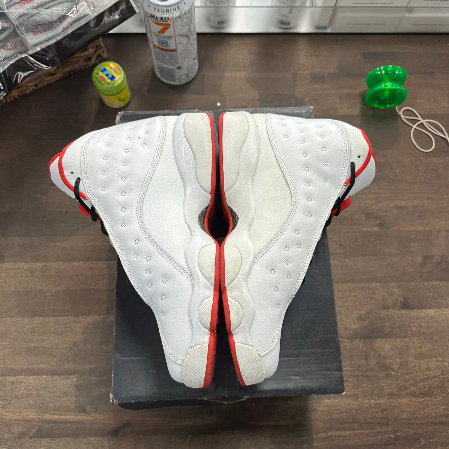 Alternate History of Flight Jordan 13 Retro (GS)