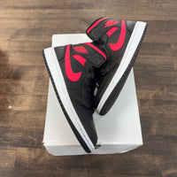 Jordan 1 Mid Black Siren Red (W) (USED)