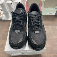 Triple Black New Balance 990v6 (USED, Replacement Box)