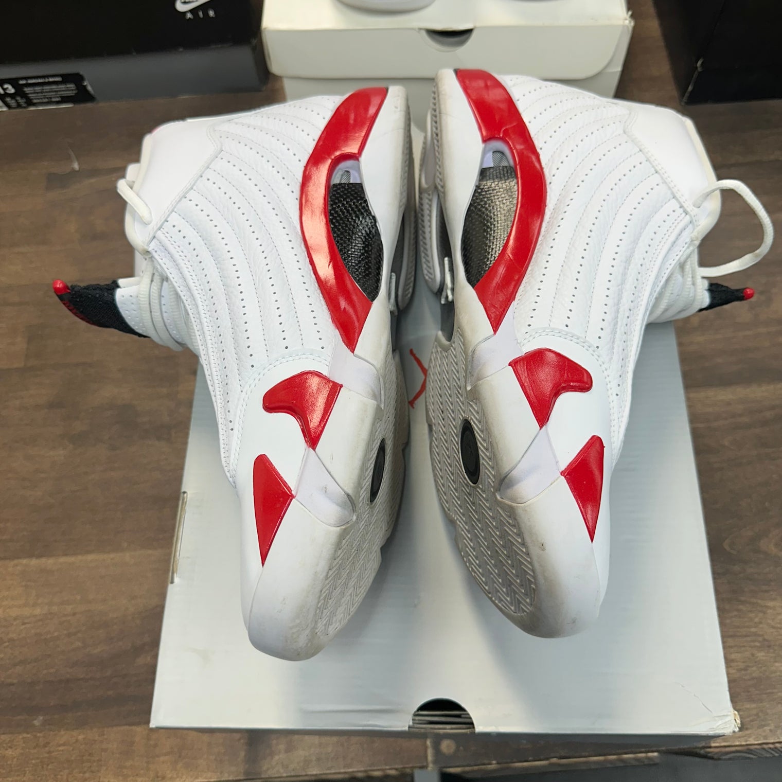 Candy Cane Jordan 14 (USED)