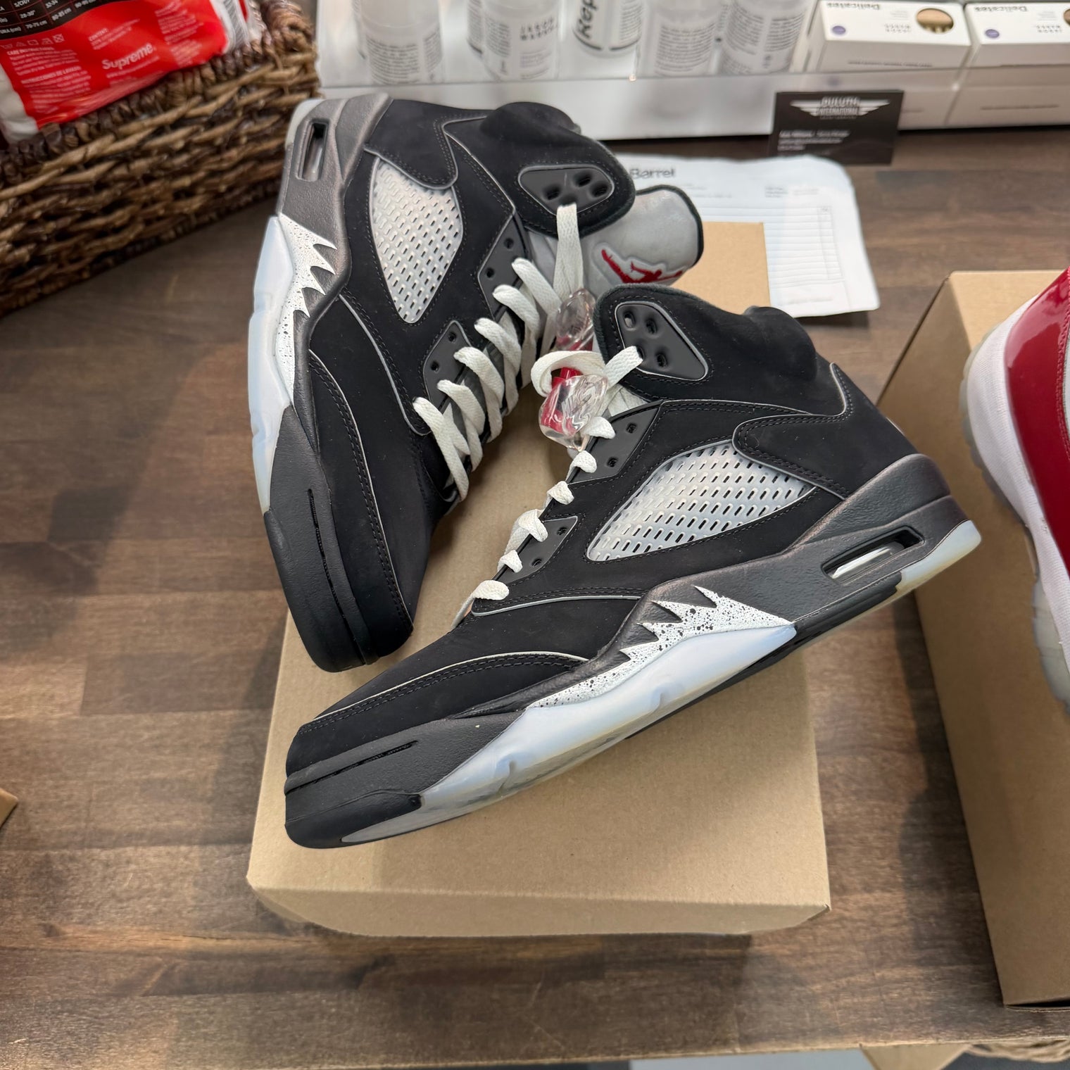 Black Metallic Jordan 5 (2025) (USED,No Box)