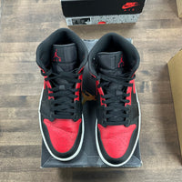 Banned Jordan 1 Mid (2020) (USED)
