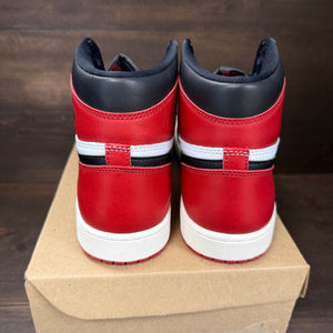 Jordan 1 Retro High OG Black Toe Reimagined Size 10 (Pre-Owned) - Image 4