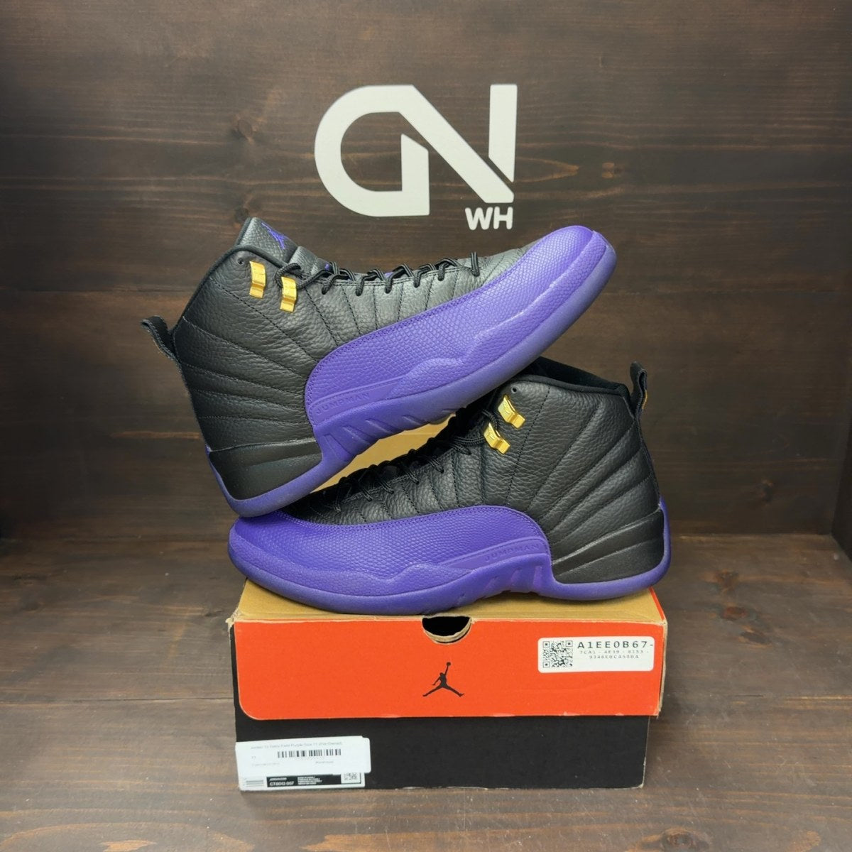 Jordan 12 Retro Field Purple Size 11 (Pre-Owned) - Image 1