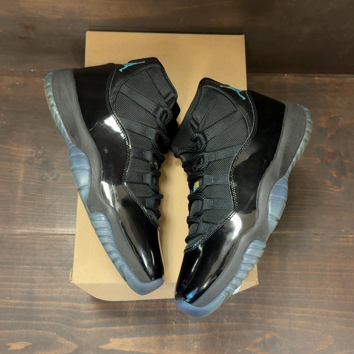 Jordan 11 Retro Gamma Blue (2025) Size 9 (Pre-Owned) - back