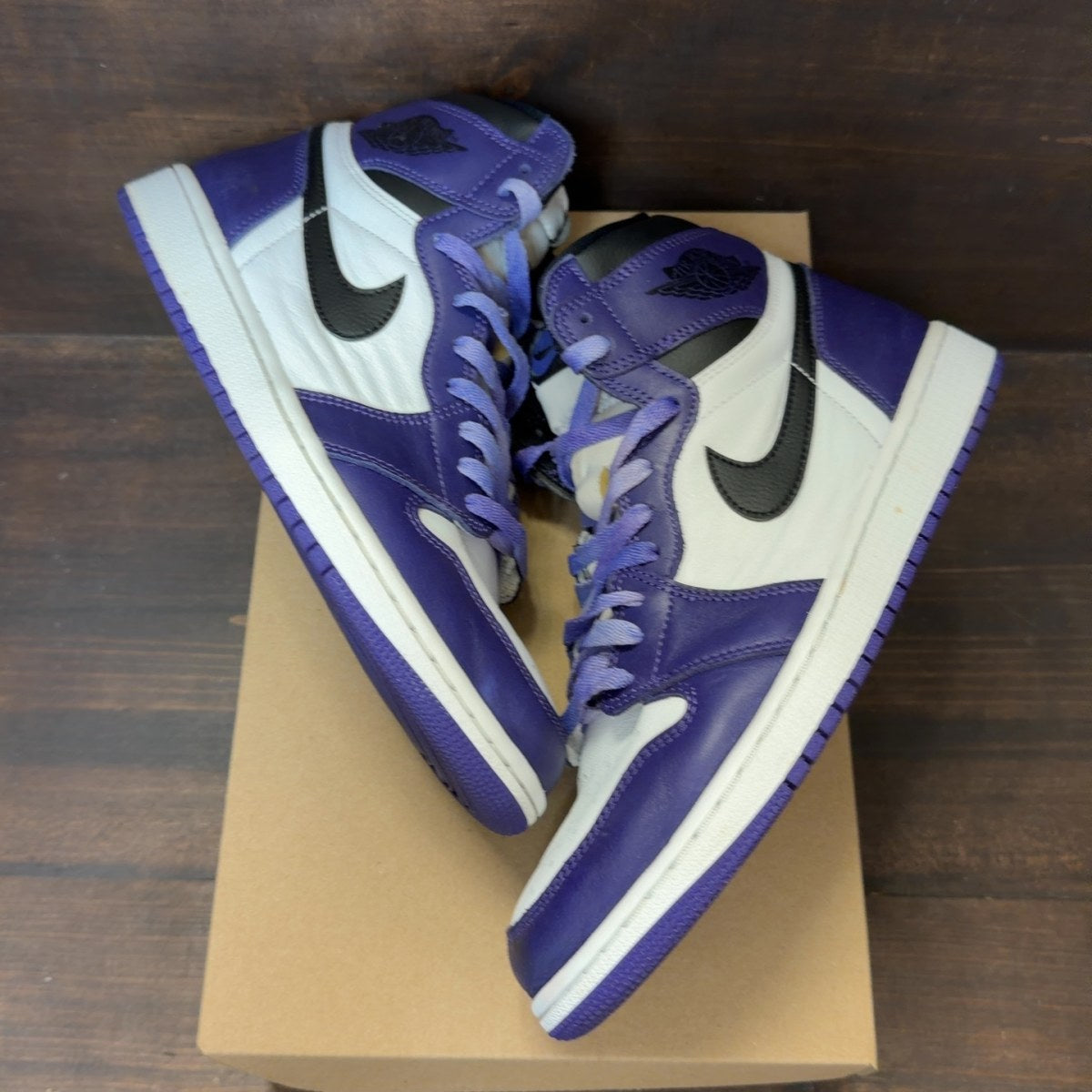 Jordan 1 Retro High Court Purple White Size 10 (Pre-Owned) - Image 2