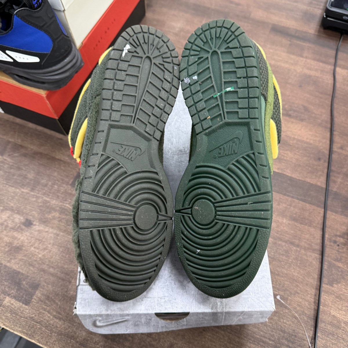 Nike Dunk Low Cactus Plant Flea Market Swamp Sponge Sequoia Size 10.5 (Pre-Owned) - Image 5