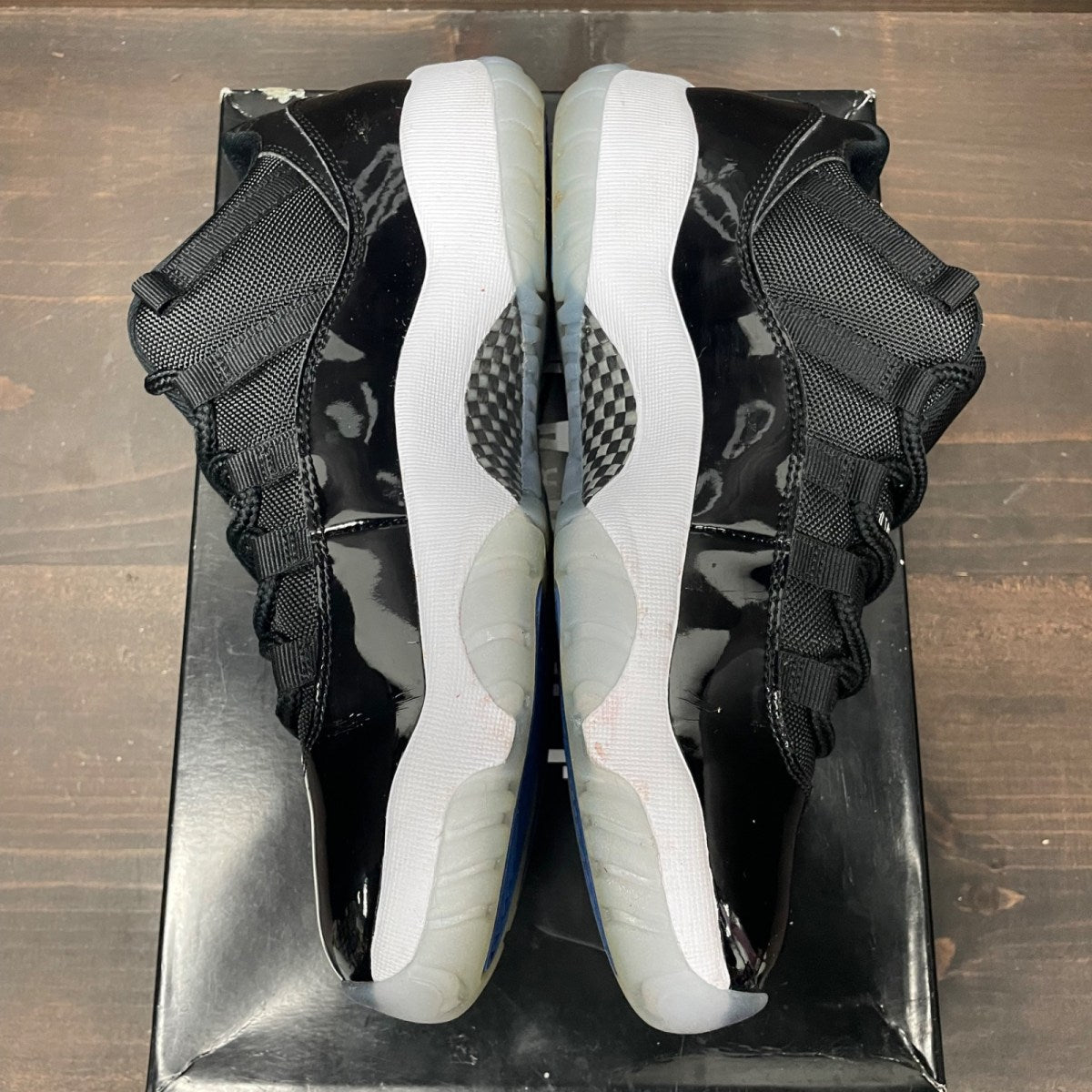 Jordan 11 Retro Low Space Jam - Image 3