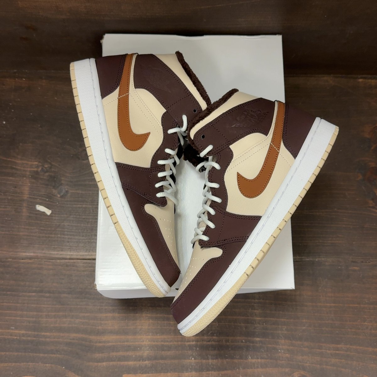 Jordan 1 Mid SE Brown Basalt Oatmeal (Women's) Size 9.5W (Pre-Owned) - back
