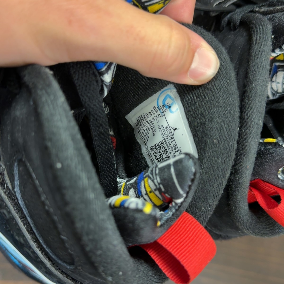 Jordan 8 Retro Playoffs (2023) Size 8.5 (Pre-Owned) - Image 7