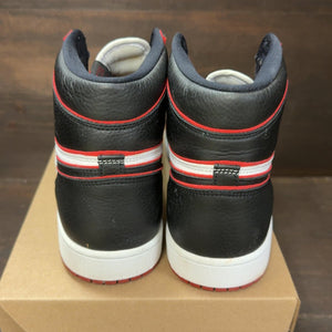 Jordan 1 Retro High Bloodline Size 12 (Pre-Owned) - aux