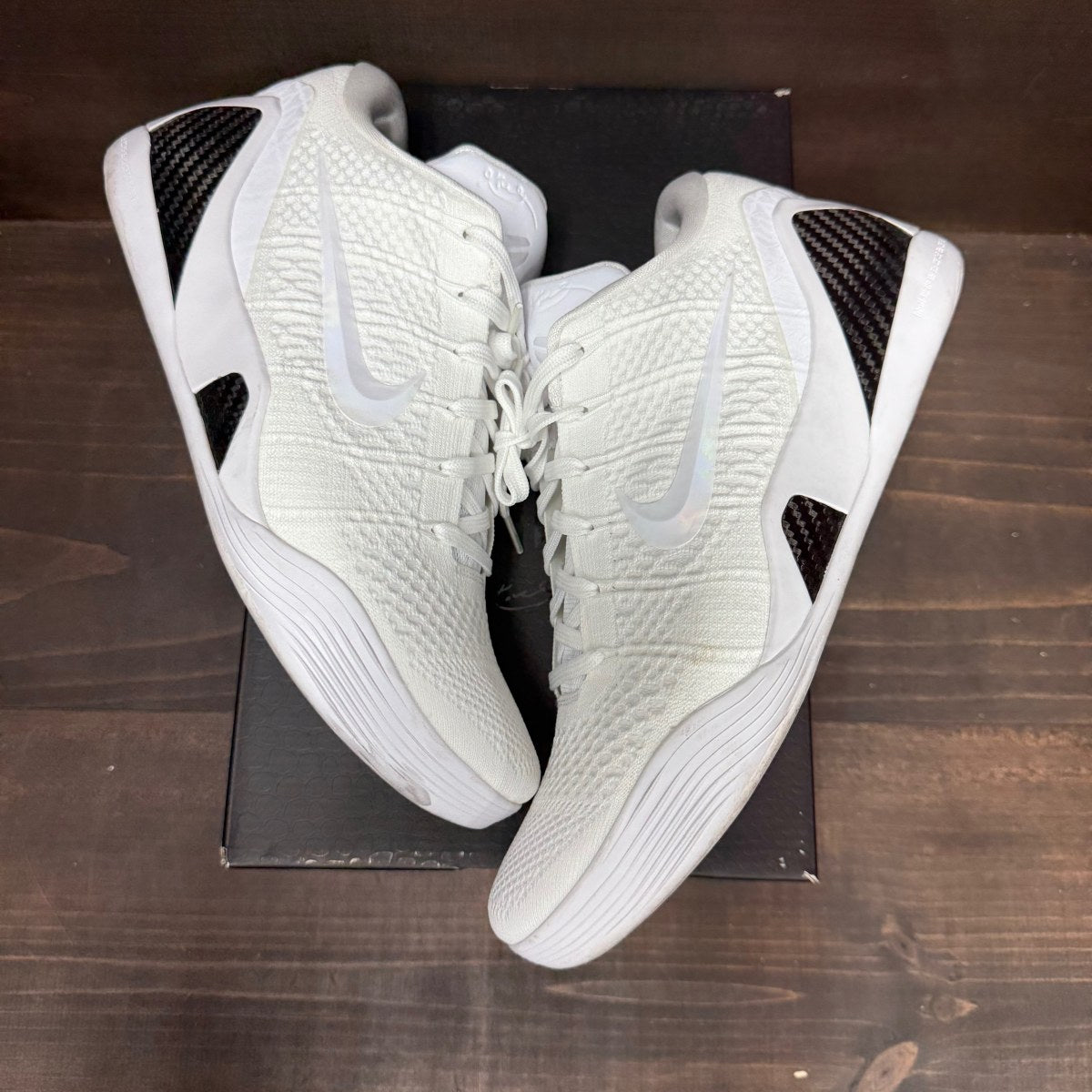 Nike Kobe 9 Elite Low Protro Halo - Image 2
