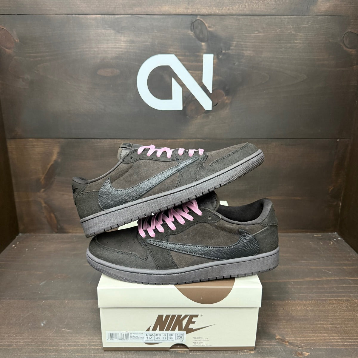 Jordan 1 Retro Low OG SP Travis Scott Velvet Brown - Image 1