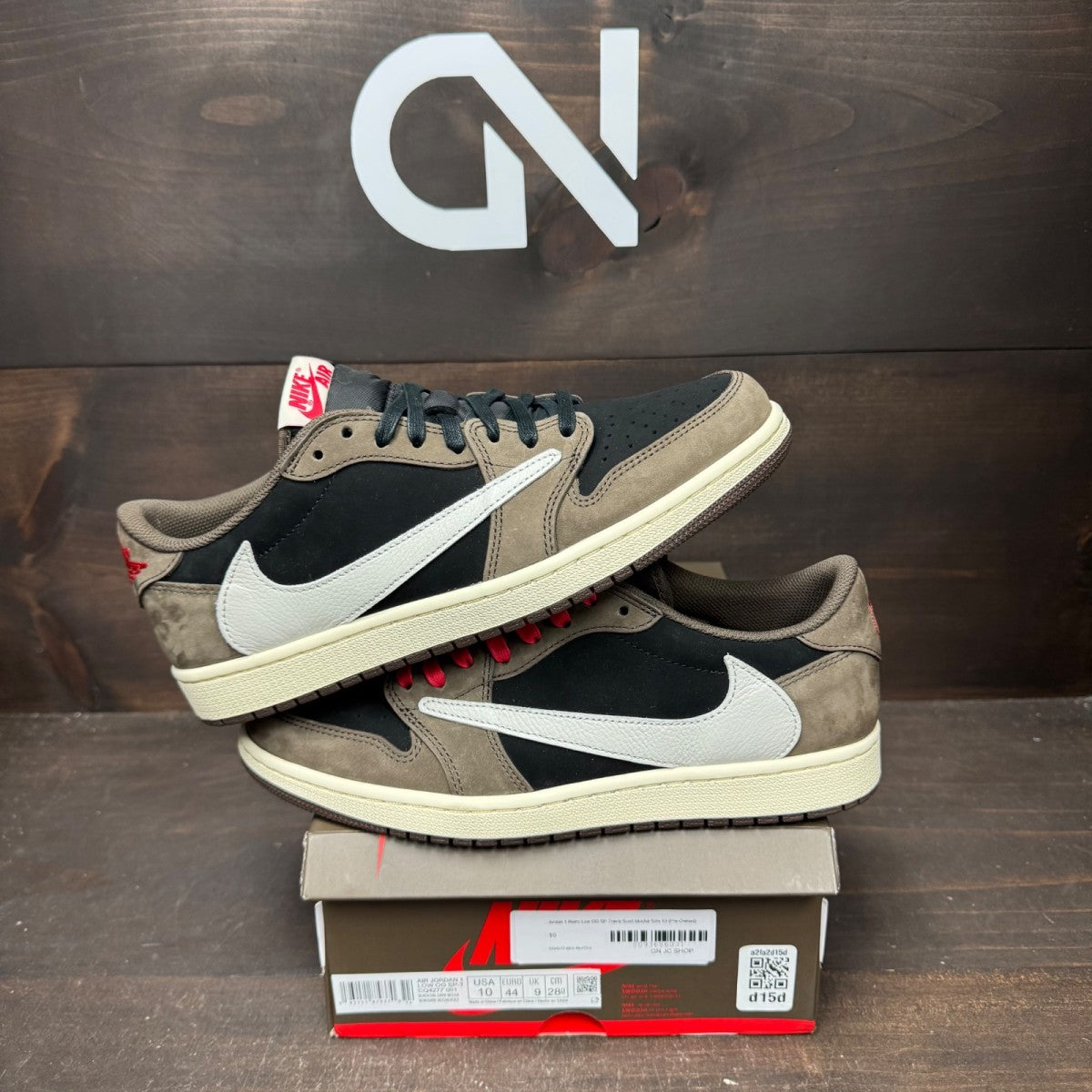 Jordan 1 Retro Low OG SP Travis Scott Mocha - Image 1