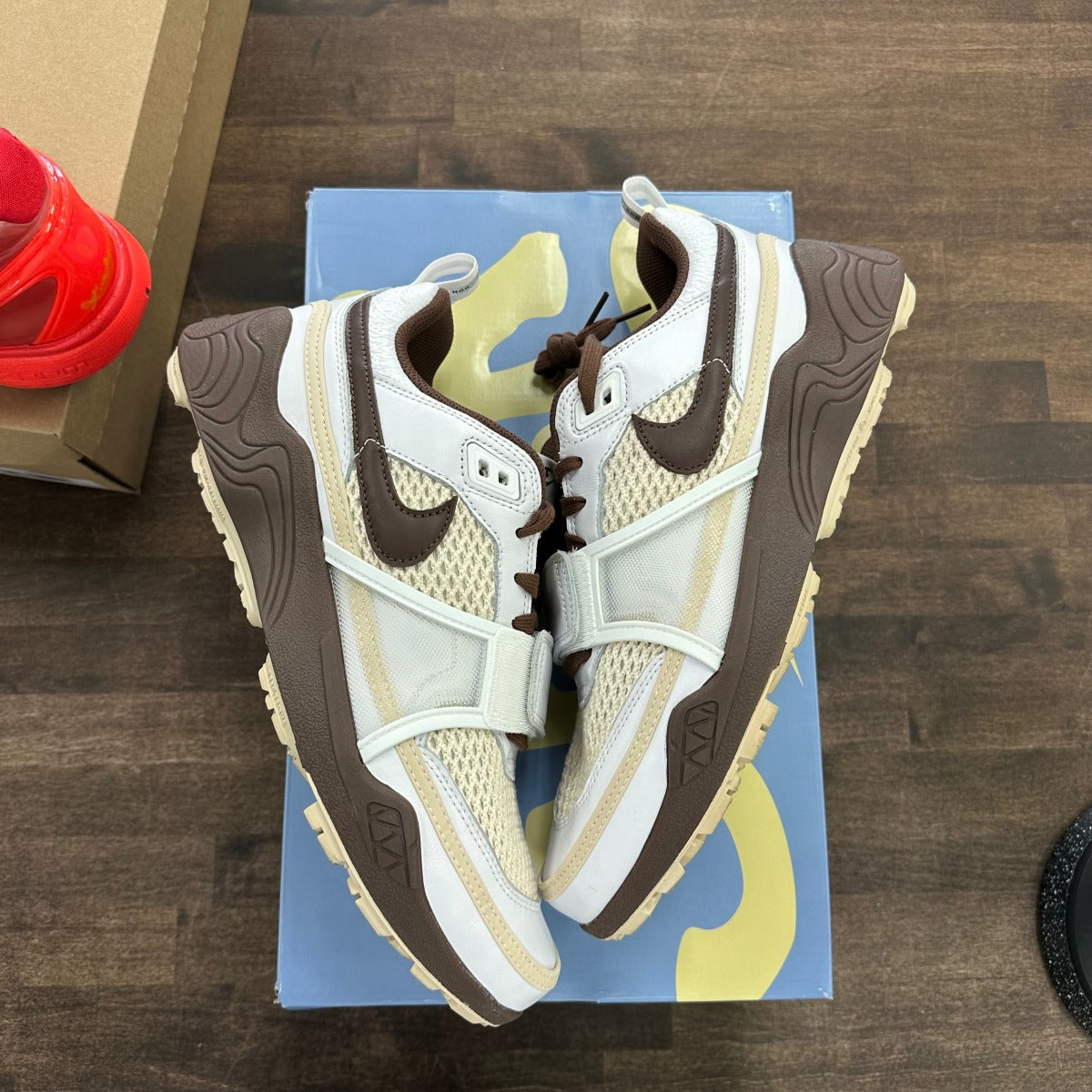 Nike Zoom Field Jaxx Travis Scott Light Chocolate - Image 1