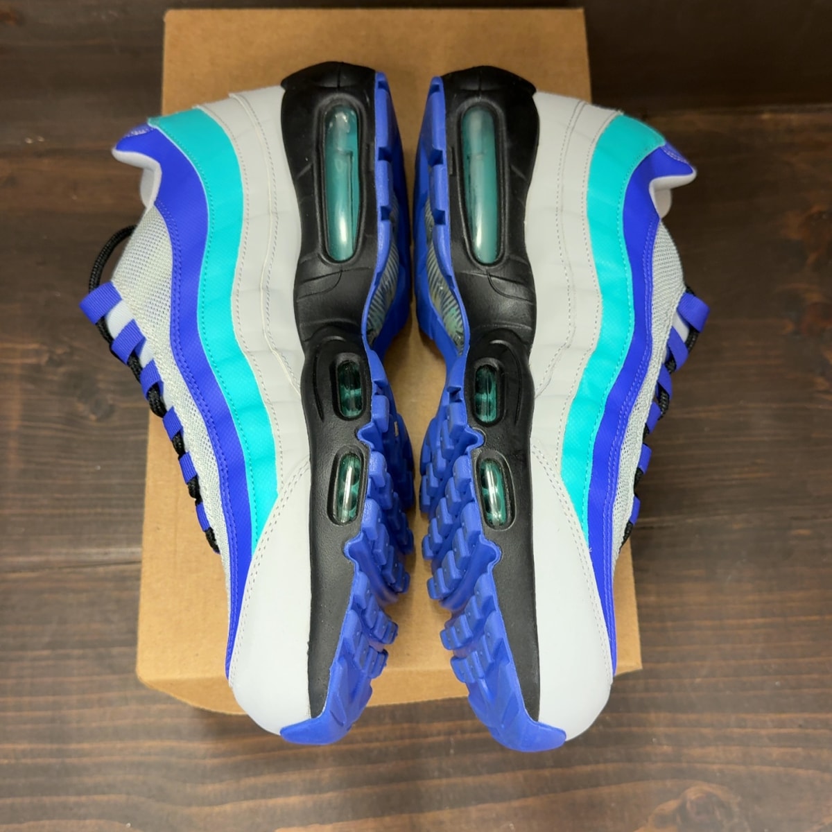 Nike Air Max 95 Wolf Grey Grape Size 10.5 (Pre-Owned) - Image 4