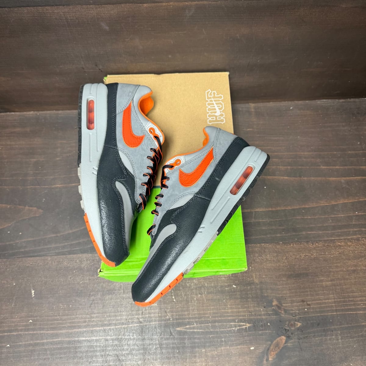 Nike Air Max 1 SP HUF Brilliant Orange Size 7.5 (Pre-Owned) - tag