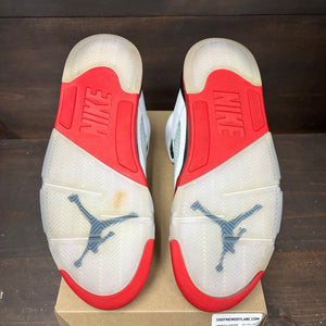 Jordan 5 Retro Fire Red Black Tongue (2025) Size 11 (Pre-Owned) - box