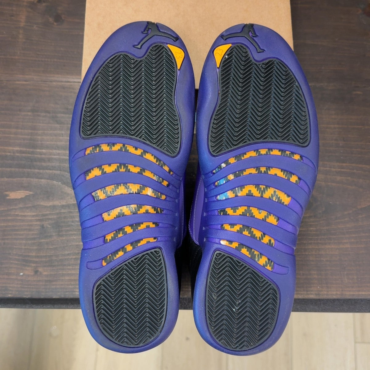 Jordan 12 Retro Field Purple Size 11 (Pre-Owned) - Image 8