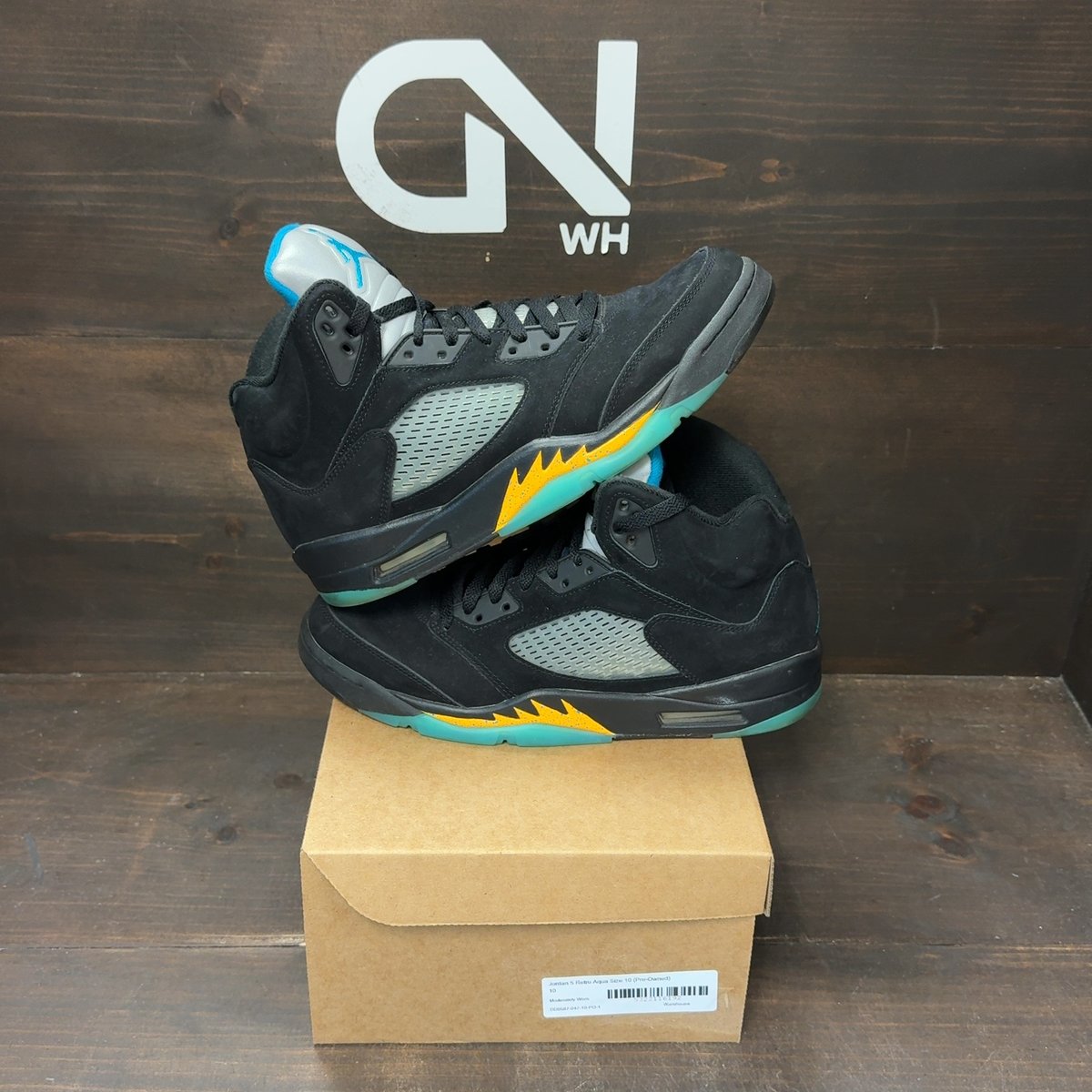 Jordan 5 Retro Aqua Size 10 (Pre-Owned) - front