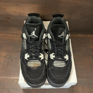 Jordan 4 Retro White Thunder (GS) Size 7Y (Pre-Owned) - tag