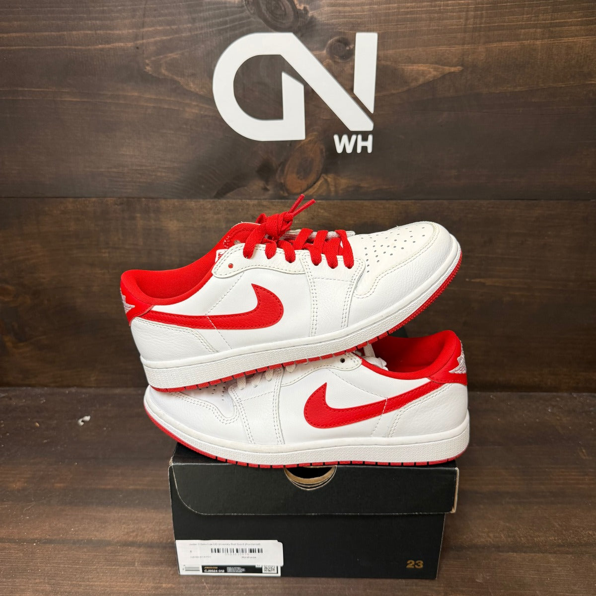 Jordan 1 Retro Low OG University Red Size 8 (Pre-Owned) - Image 1