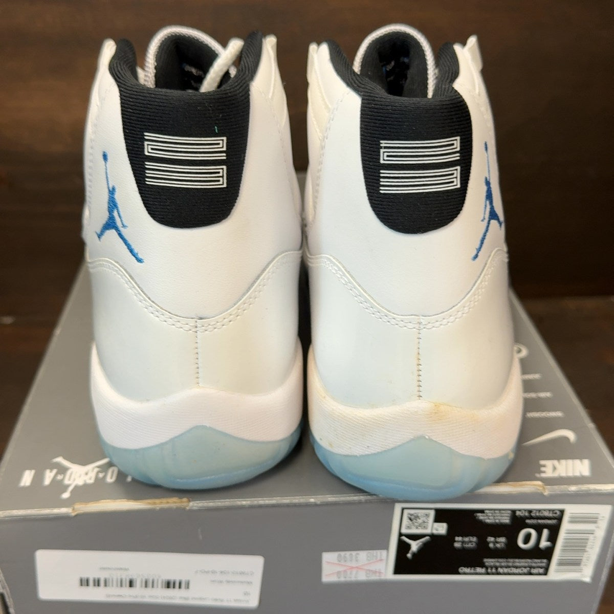 Jordan 11 Retro Legend Blue (2024) - Image 5