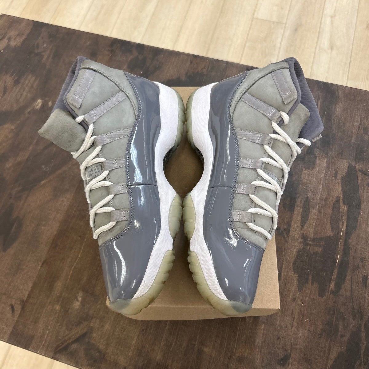 Jordan 11 Retro Cool Grey (2021) Size 13 (Pre-Owned) - Image 3