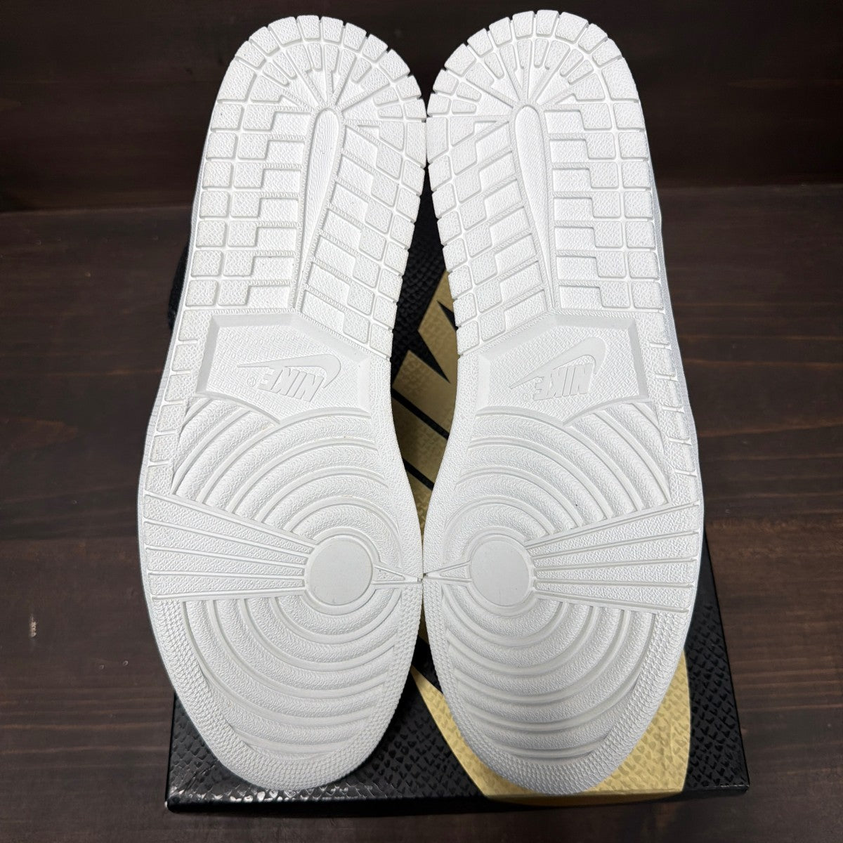 Jordan 1 Retro Pinnacle Black - Image 5