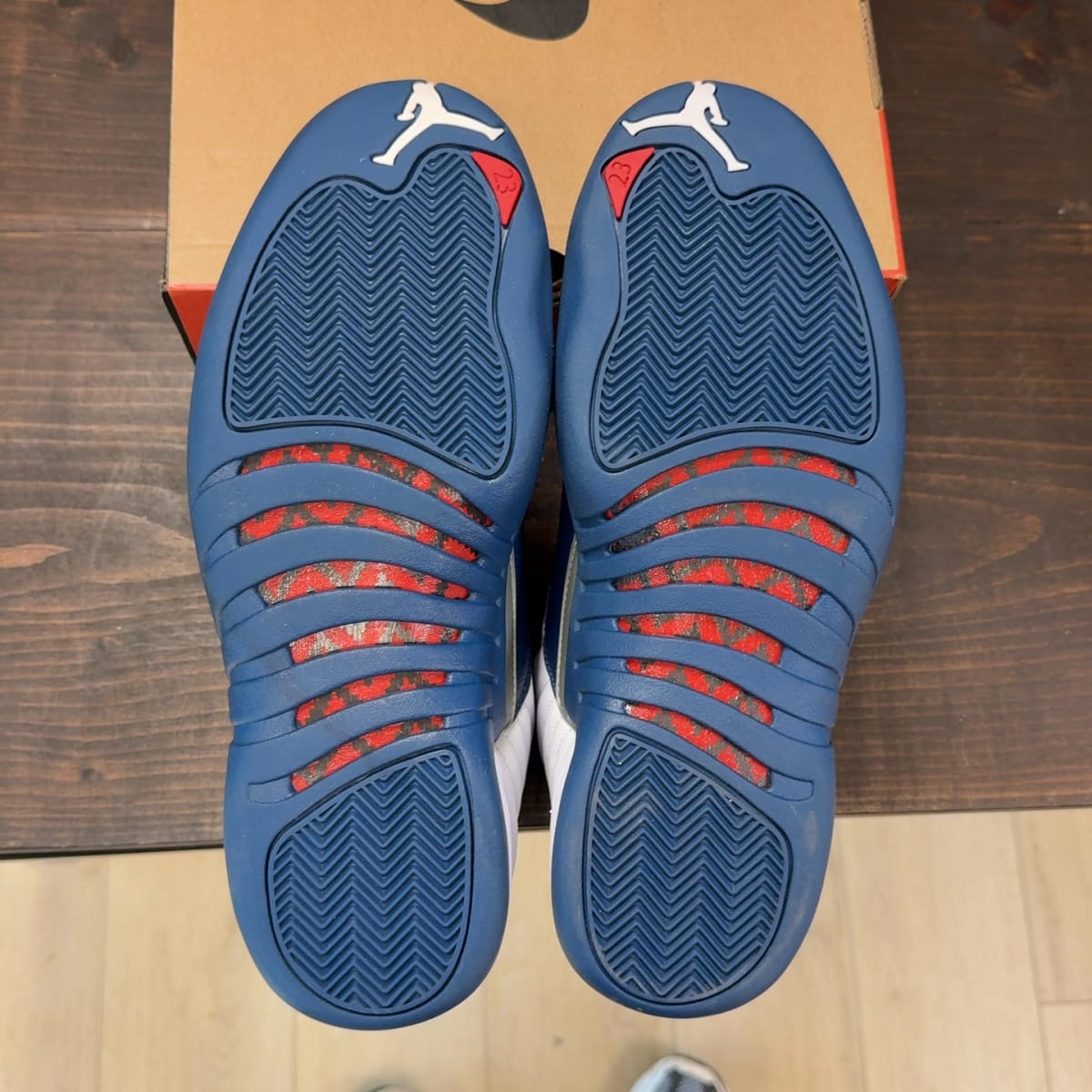 Jordan 12 Retro French Blue (2025) Size 11 (Pre-Owned) - aux