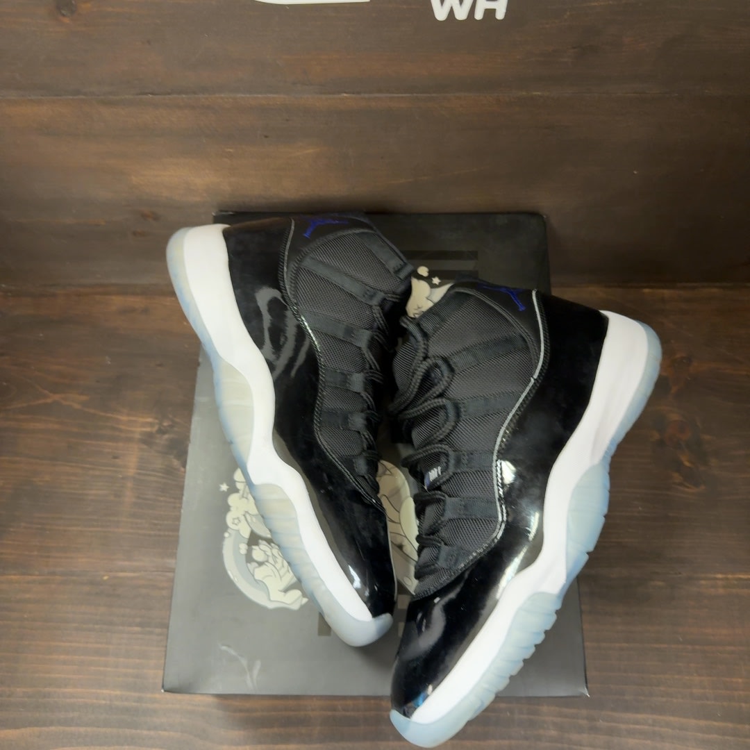 Jordan 11 Retro Space Jam (2016) - Image 2