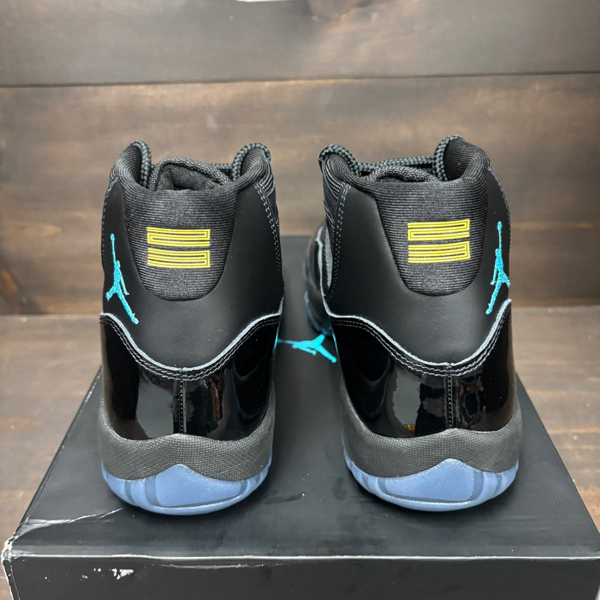 Jordan 11 Retro Gamma Blue (2025) - Image 20