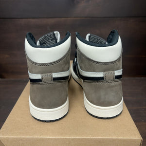 Jordan 1 Retro High Dark Mocha Size 5.5 (Pre-Owned) - Image 5
