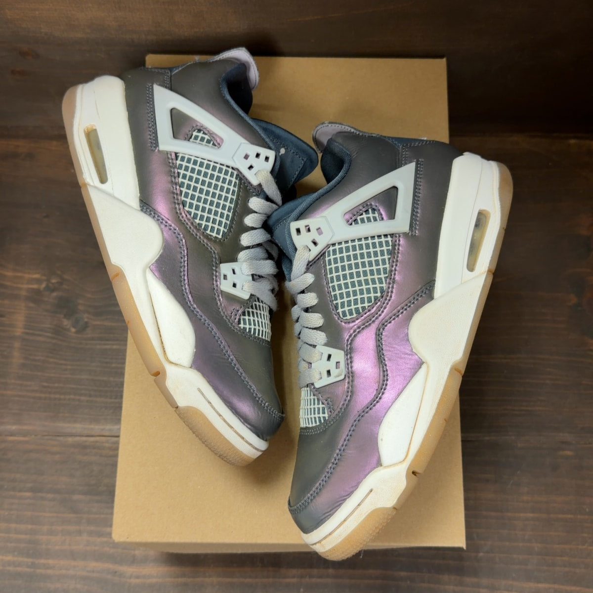 Jordan 4 Retro Monsoon Blue (GS) Size 7Y (Pre-Owned) - Image 2
