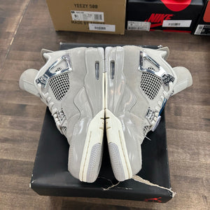 Jordan 4 Retro Frozen Moments (Women's) Size 11W (Pre-Owned) - Image 3