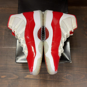 Jordan 11 Retro Cherry (2022) Size 9 (Pre-Owned) - aux