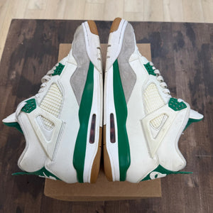 Jordan 4 Retro SB Pine Green Size 12 (Pre-Owned) - Image 4
