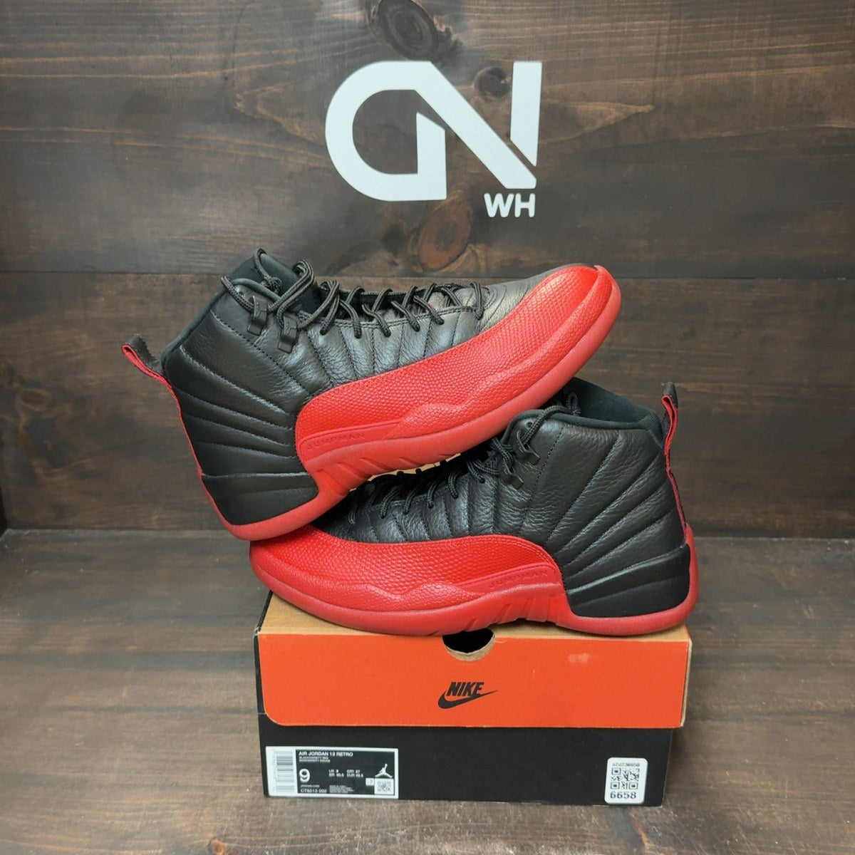 Jordan 12 Retro Flu Game (2025) Size 9 (Pre-Owned)