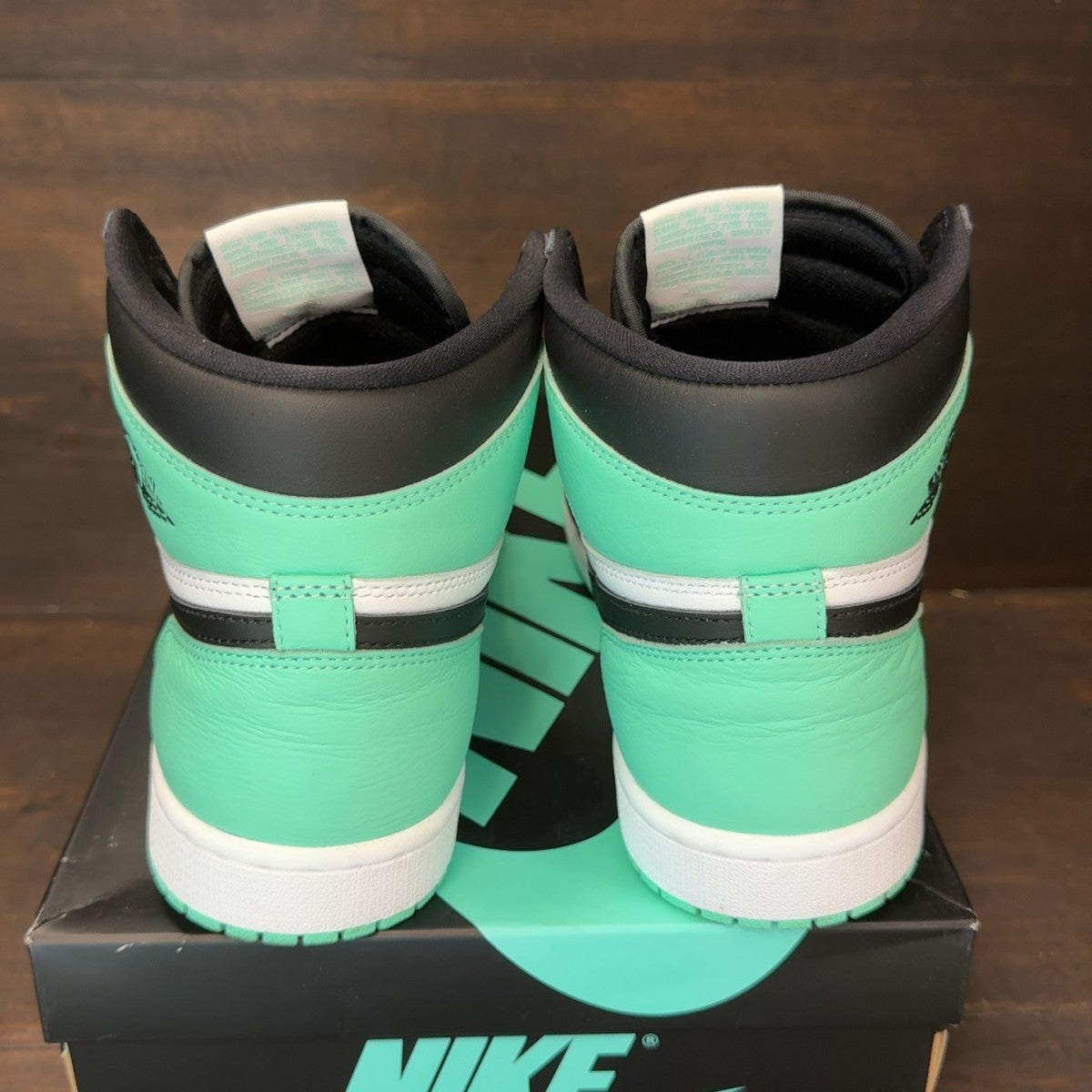 Jordan 1 Retro High OG Green Glow - Image 5
