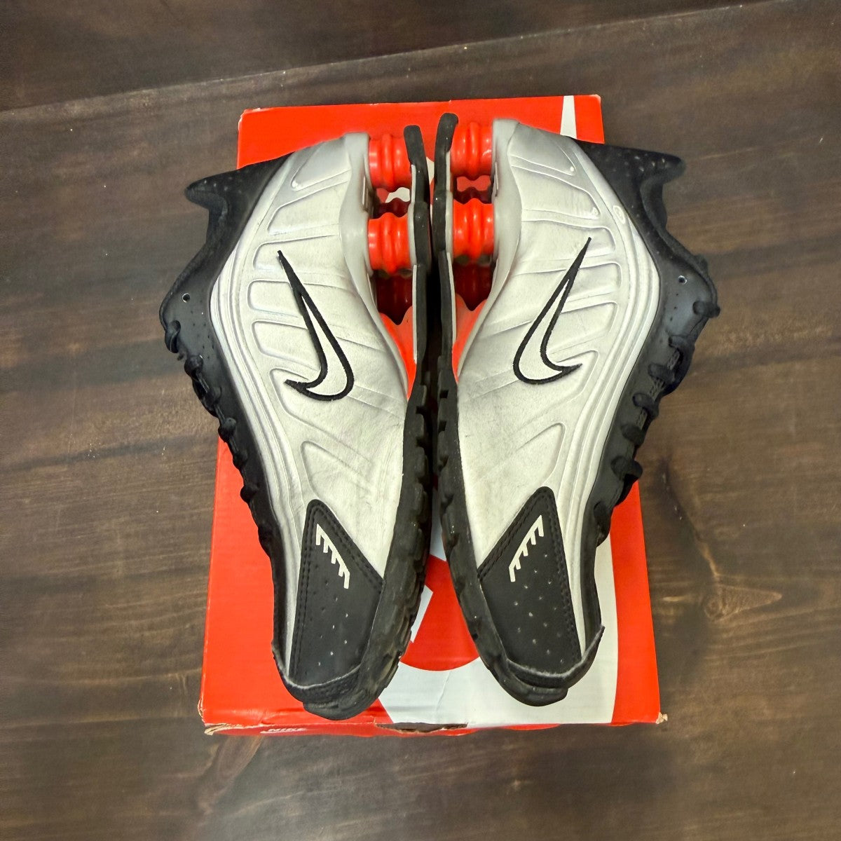 Nike Shox R4 Metallic Silver Black Picante Red (GS) - Image 4