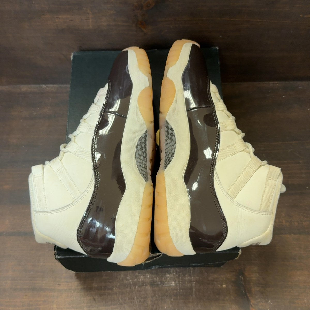 Jordan 11 Retro Neapolitan (Women's) Size 8W (Pre-Owned) - Image 6