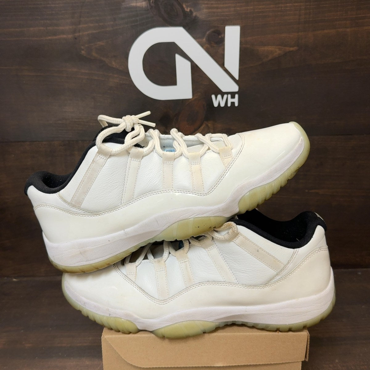Jordan 11 Retro Low Legend Blue Size 12 (Pre-Owned) - Image 1