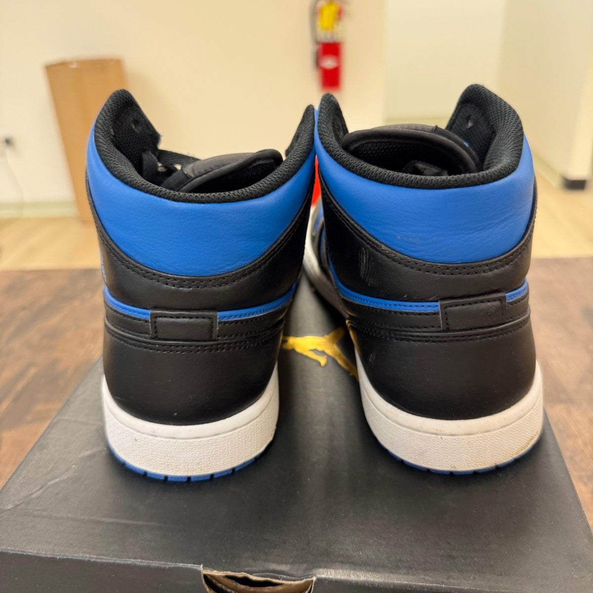 Jordan 1 Mid Black Royal Blue - Image 3