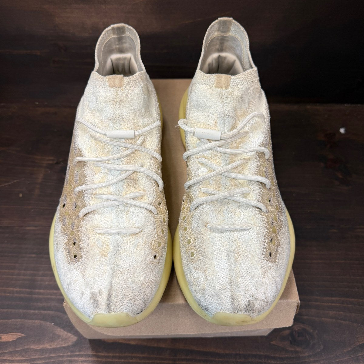 adidas Yeezy Boost 380 Calcite Glow Size 13 (Pre-Owned) - Image 3