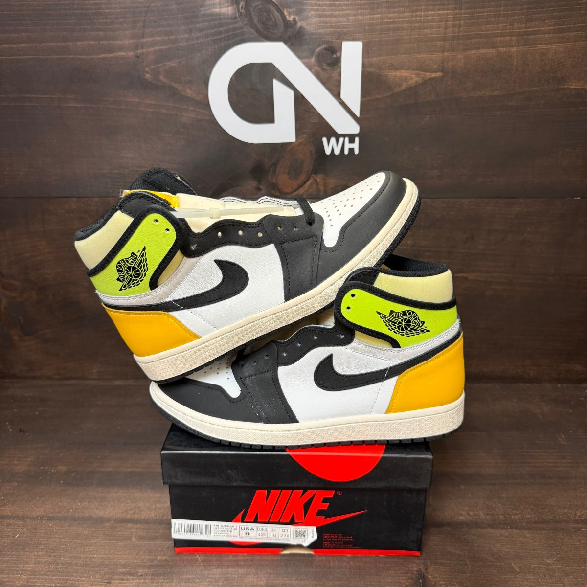 Jordan 1 Retro High White Black Volt University Gold Size 9 (Pre-Owned) - Image 1