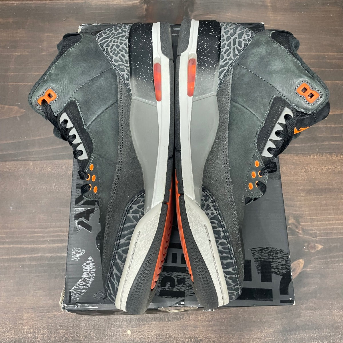 Jordan 3 Retro Fear Pack (2023) - Image 2