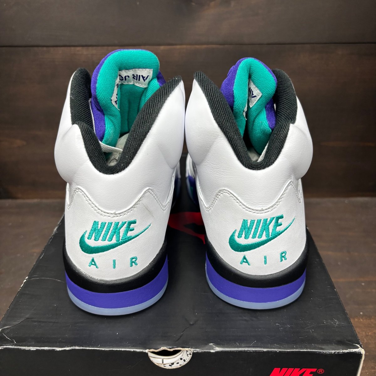 Jordan 5 Retro Grape (2025) Size 9 (Pre-Owned) - sole