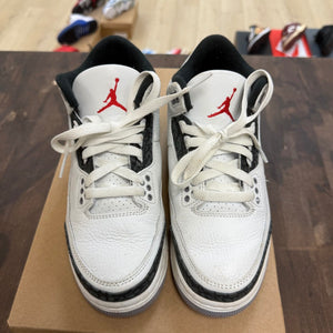 Jordan 3 Retro Cement Grey (GS) Size 4.5Y (Pre-Owned) - Image 2