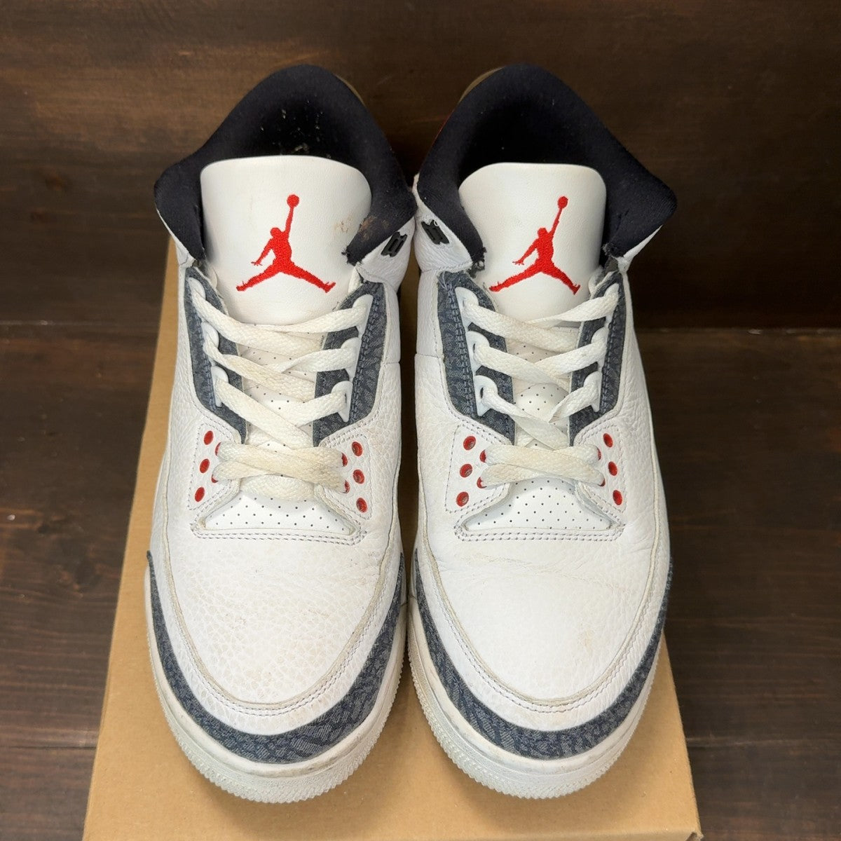 Jordan 3 Retro SE-T CO.JP Fire Red Denim Size 9.5 (Pre-Owned) - Image 3