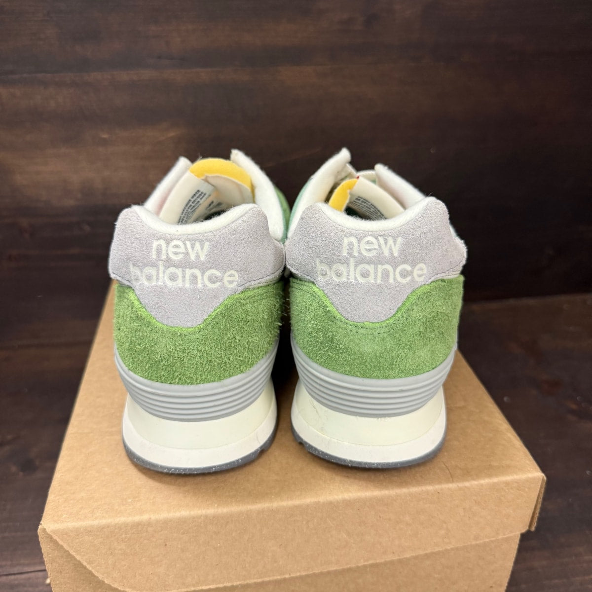 New Balance 574 Chive Sea Salt Size 11.5 (Pre-Owned) - Image 4
